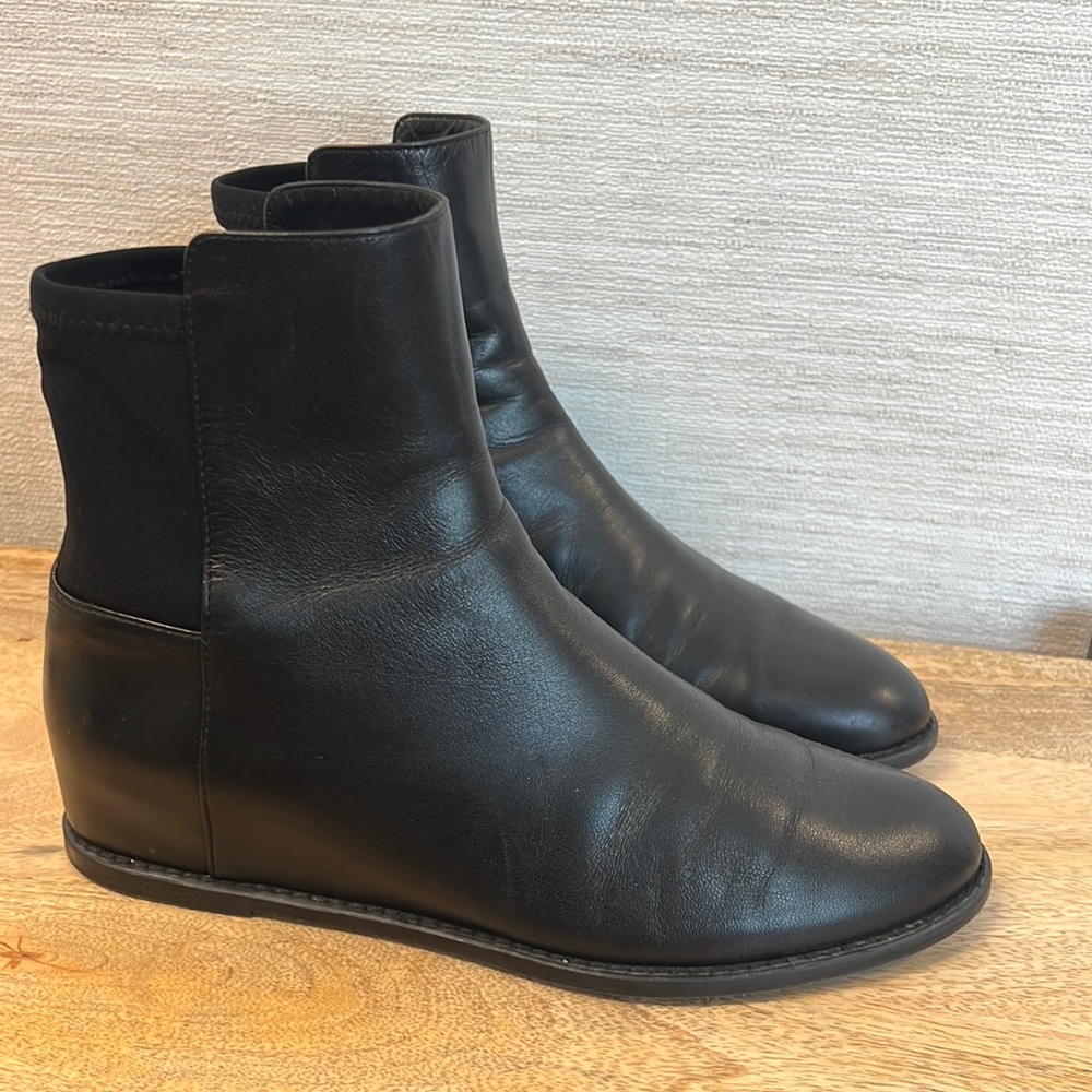 Stuart Weitzman Size 7 Chelsea Boots